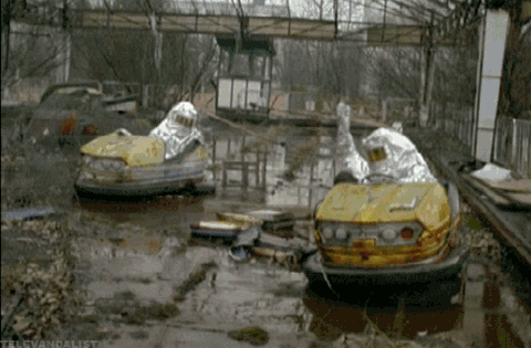 Tymczasem w wesołym miasteczku  w Czarnobylu –  