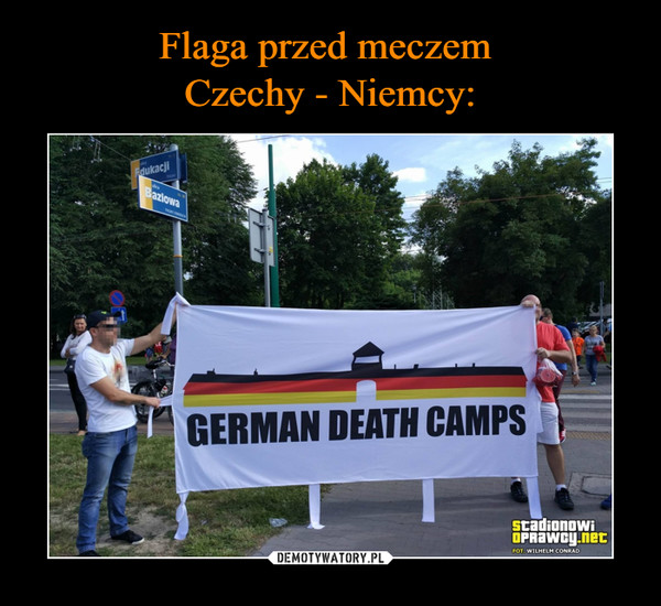 Flaga przed meczem 
Czechy - Niemcy: